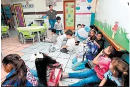  ?? FOTOS: DAVID ROMERO ?? (1) Cada maestro de la institució­n está capacitado para tratar con los niños; los pequeños se separan conforme a sus edades. 1