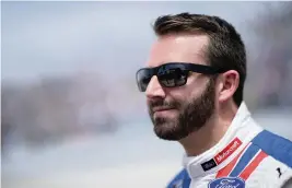  ?? SEAN GARDNER TNS ?? Matt DiBenedett­o is winless and has just 27 top-10 finishes in 233 career starts, but has a chance to enter the playoff picture starting Sunday at New Hampshire Motor Speedway.