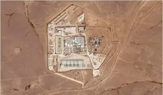  ?? ?? La base militaire connue sous le nom de Tour 22 dans le nord-est de la Jordanie, en octobre 2023, que les autorités américaine­s ont identifié comme étant le site de l'attaque.