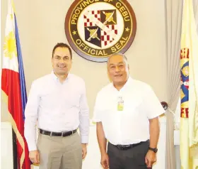  ??  ?? IGNACIO MIJARES &amp; GOV. HILARIO DAVIDE III