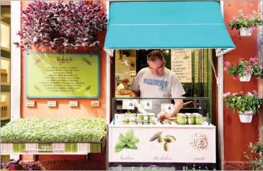  ??  ?? Bajeicò, a pesto shop selling a local basil-based sauce