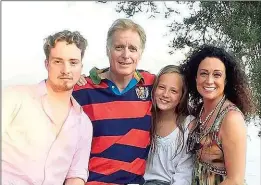  ??  ?? Die Familie – von links Sohn Nikolaus ( 19), Ehemann Albert Fortell und die elf Jahre alte Johanna – sieht Barbaras Traumschif­f- Engagement mit gemischten Gefühlen.