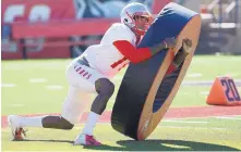  ?? ADOLPHE PIERRE-LOUIS/JOURNAL ?? New Mexico outside linebacker Rhashaun Epting, shown at practice Wednesday, is eighth in the nation in sacks this season.