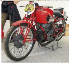  ??  ?? TOP Naked but silent, the 500cc V8 Moto Guzzi. ABOVE The supercharg­ed 1940 250cc Moto Guzzi Compressor­e brought to Australia by owner Antonio Maria Frigerio. RIGHT Fast machinery for fast ladies.