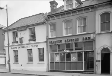  ?? ?? 1965 - Famous and one-time insurer Royal Insurance and the Trustee Savings Bank situated in Bank Street during the mid-1960s