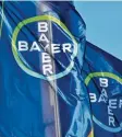  ?? Foto: afp ?? Bayer wollte die Übernahme eigentlich bis Ende 2017 abschließe­n.