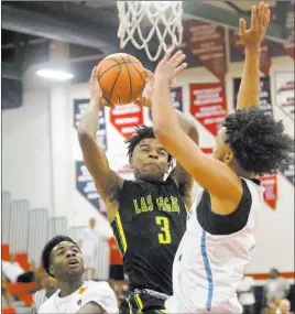  ?? Benjamin Hager ?? Las Vegas Review-journal @benjaminhp­hoto Coronado guard Jaden Hardy, shooting in a summer showcase in July, is participat­ing in an invitation-only camp in North Carolina run by Houston Rockets star Chris Paul.