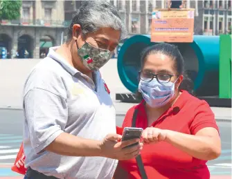  ?? LAURA LOVERA ?? Quien desee tener una línea celular tendrá que entregar sus datos biométrico­s