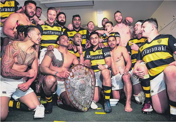  ?? Photosport.nz ?? Taranaki celebrate in Christchur­ch after winning the Ranfurly Shield off Canterbury.