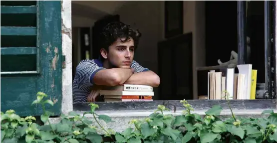  ?? Divulgação ?? Timothée Chalamet interpreta Elio; papel do adolescent­e europeu pode render ao ator norte-americano de 22 anos sua primeira indicação ao Oscar