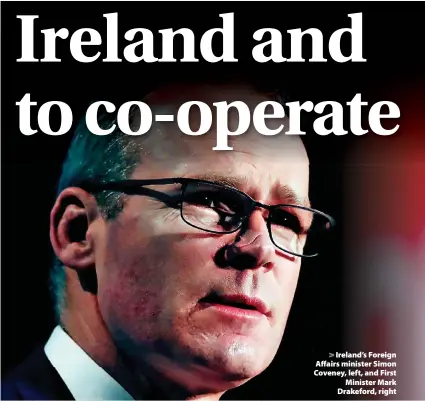  ?? ?? > Ireland’s Foreign Affairs minister Simon Coveney, left, and First Minister Mark Drakeford, right