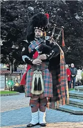  ?? ?? Pipes Calum Patterson from Blairgowri­e, Rattray and District Pipe Band