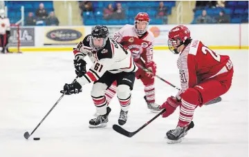  ?? JULIE JOCSAK TORSTAR FILE PHOTO ?? Niagara Falls’ Ryan Donovan, shown playing against the St. Catharines Falcons, is continuing his hockey career at Midland University in Fremont, Neb., where he is studying criminal justice.