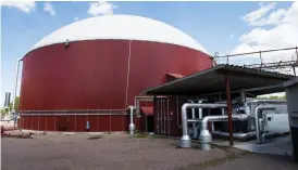  ?? BILD: LARS PEHRSON/SVD/TT/ARKIV ?? Rötkammare hos Vadsbo Mjölk AB i Mariestad. Anläggning­en gör biogas av kornas urin och avföring.