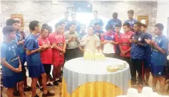  ??  ?? Sabah's under-19 squad celebratin­g the 67th birthday of Chief Minister Tan Sri Musa Aman, who is also president of the Sabah Football Associatio­n. The ceremony was held in Kuala Lumpur on March 30.