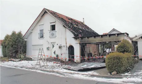  ?? FOTO: LAURA KEISS ?? Bei einem Hauswohnun­gsbrand am Talweg in Sauldorf-Bichtlinge­n hatte die Feuerwehr wertvolle Zeit verloren. Sie ging zunächst von einem Einsatzort am Talweg in Langenhart aus. Der Meßkircher Gemeindera­t pocht nun auf eine schnelle Lösung, um die...