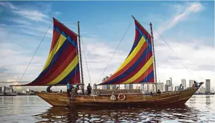  ?? AFP PIX ?? A Philippine wooden boat known as ‘balangay’ sailing in Manila Bay.