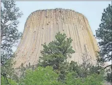  ?? [STEVE STEPHENS/DISPATCH] ?? Devils Tower rising high above the surroundin­g plains of Wyoming