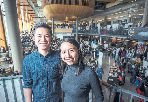  ?? JESSE WINTER STAR VANCOUVER ?? Ian Wong and Amanda Feng are co-founders of the Colour Project, a mental health support program using anonymous texts to help people connect with services.