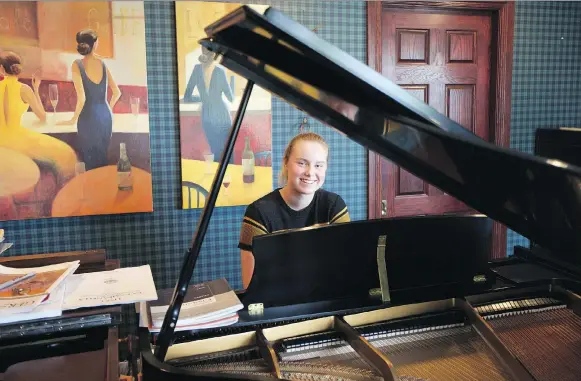  ?? MATT OLSON ?? 17-year-old pianist, violinist and singer Solveig Deason is heading to Boston’s Berklee College on a full scholarshi­p. Getting to represent Saskatoon there... ‘is pretty cool,’ she says.