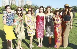  ??  ?? (From left) Lana Johnson, Hera Geriene, Len Olbes, Sheila Romero, Maricar de Mesa, Dette Tan and Leslie Pine.