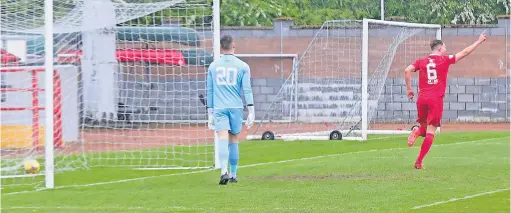  ?? ?? Opener Kyle Banner wheels away after making it 1-0 to Stirling Albion