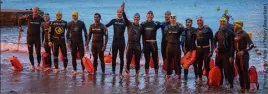  ??  ?? Les ultra-triathlète­s sont partis le matin à h de Cap d’Ail...