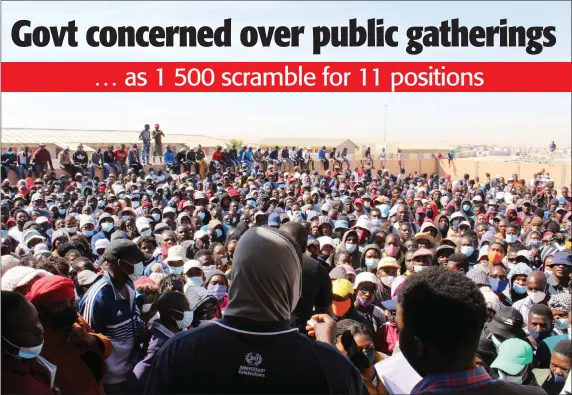  ?? Photo: Contribute­d ?? En masse…. Desperate jobseekers hoping to land 14 of the available vacancies at NamWater.
