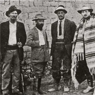  ??  ?? Peppino (wearing a tie) with Francisco I. Madero (second left) during the Mexican Revolution