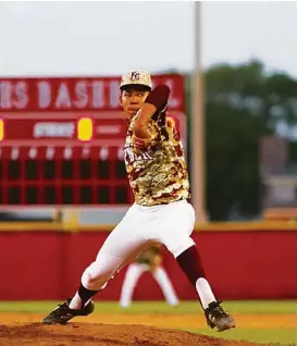  ?? Chronicle file ?? Kempner’s Simeon Woods-Richardson joined teammate Alec Carr, Travis’ Wes Faison and Cole Turney and Ridge Point pitcher Carter Fronk in earning postseason honors from the Texas Sports Writers Associatio­n.