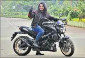  ?? PRAFUL GANGURDE/HT ?? More such road trips are on the way for Kanaka Shetty on her Bajaj Dominar.