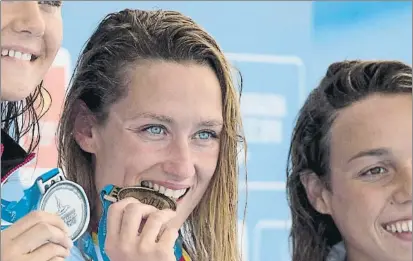  ?? FOTO: PERE PUNTÍ ?? Mireia Belmonte conquistó su primer oro en unos Juegos Mediterrán­eos tras ganar los 200 estilos