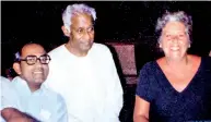  ?? ?? On a trip to Sri Lanka: From left, Nihal Seneviratn­e, Palitha Weerasingh­e and Betty Boothroyd