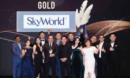  ?? ?? SkyWorld’s team celebrated a momentous victory at the Putra Aria Brand Awards 2024, securing the Gold Award in the Property Developmen­t category in its inaugural participat­ion at the awards.