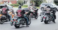  ?? ALISON LANGLEY THE NIAGARA FALLS REVIEW ?? Hells Angels descend on Niagara on Saturday to attend the funeral of Zavisa Drecic, a former member of the Niagara chapter of Hells Angels.