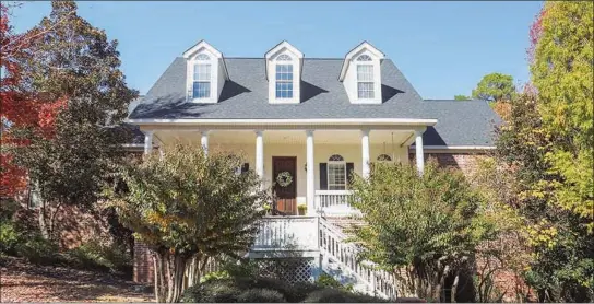  ?? SUBMITTED PHOTOS ?? In addition to four bedrooms and two-and-a-half baths, this Little Rock home offers a convenient location and lots of neighborho­od amenities.