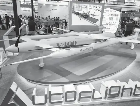  ?? CHAI HUA / CHINA DAILY ?? A large cargo drone, the V400 “Albatross”, on display at the 4th Drone World Congress in Shenzhen on Sept 13.