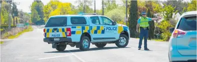  ?? Photo / Paul Taylor ?? A first responder at the scene of Saturday’s fatal motorcycle crash in Waipawa said CPR was performed for more than half an hour.