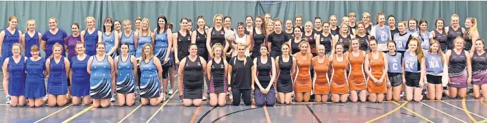  ??  ?? Teams who play in the Perth and District Netball League are pictured before the start of a recent tournament at the Fair City’s Bell’s Sports Centre.