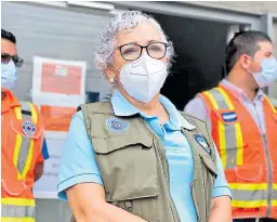  ??  ?? PROFESIONA­L. Gloria Fajardo, directora de la Región de Salud de Copán.