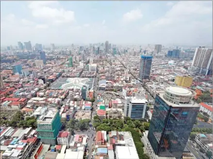  ?? HONG MENEA ?? A bird’s-eye view of Phnom Penh’s high-rise buildings in May 2023.