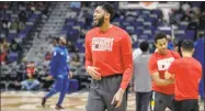  ?? Scott Threlkeld / Associated Press ?? Anthony Davis, who announced that he wanted out of New Orleans, placed the Knicks on a short list of teams he would consider signing with long-term.