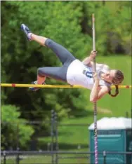  ?? PETE BANNAN — DIGITAL FIRST MEDIA ?? Downingtow­n West’s Lauren WIlliams clears the pole vault bar Wednesday at Coatesvill­e Area High School.