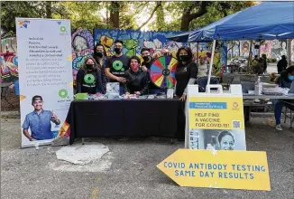  ?? CONTRIBUTE­D ?? The group Latino LinQ works to raise HIV/AIDS awareness in the Hispanic community. The Mexican Consulate in Atlanta has partnered with Latino LinQ to provide free testing and educationa­l resources.