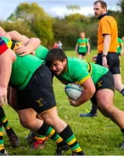  ?? ?? Bracknell RFC push forward