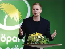  ?? Bild: JANERIK HENRIKSSON ?? TAPPAT. Språkröret Gustav Fridolin (MP) är den enda av partiernas ledare som tappat i bevakning under året.