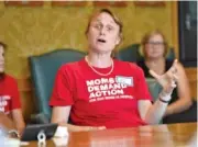  ?? STAFF PHOTO BY TIM BARBER ?? Jamie Gaines speaks out Tuesday in the mayor’s conference room during the Moms Demand Action meeting to discuss gun violence.