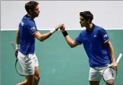  ?? (AFP) ?? La paire Mahut-Herbert a sauvé les Bleus.