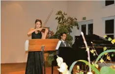  ?? Foto: Claudia Bader ?? Im Mindelsaal ließen Heidi Schmid und Joseph-Maurice Weder Violine und Klavier zum ausdruckss­tarken Klangerleb­nis verschmelz­en.