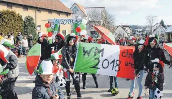  ??  ?? Die Italiener Stödtlen gehören mittlerwei­le zum festen Programm des Umzugs.